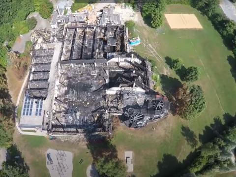 Die Brandruine des Schwaketenbades in Konstanz 2015